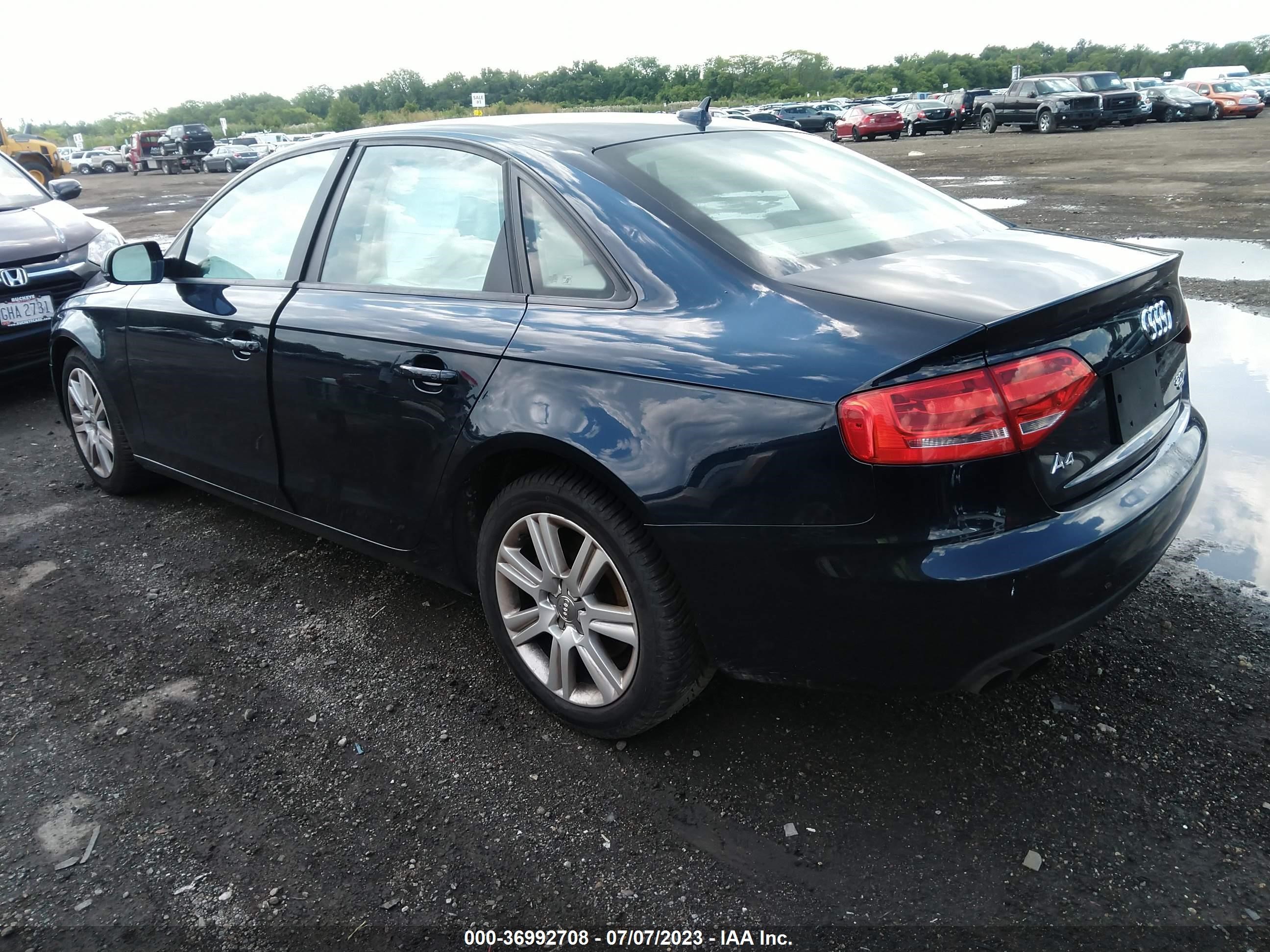 Photo 2 VIN: WAUBFAFL8AN009450 - AUDI A4 