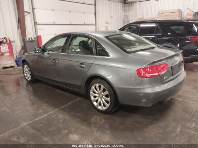 Photo 2 VIN: WAUBFAFL8CA016392 - AUDI A4 