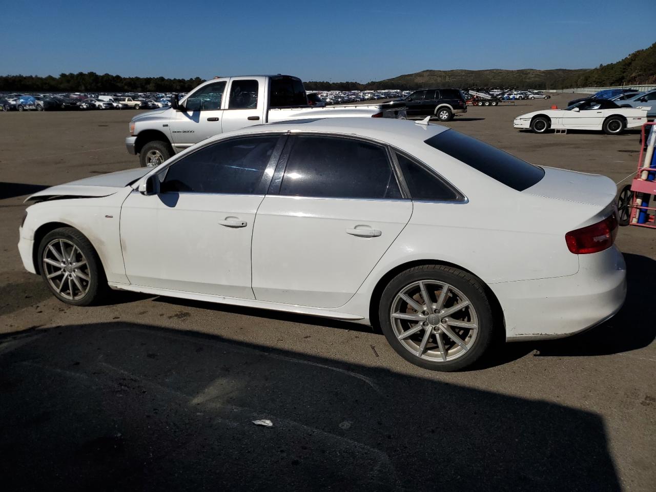 Photo 1 VIN: WAUBFAFL8GN017542 - AUDI A4 