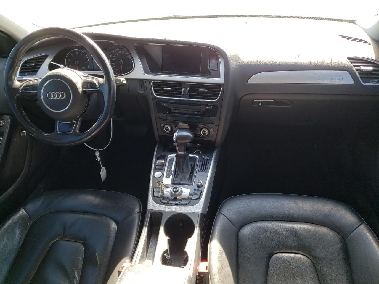 Photo 7 VIN: WAUBFAFLXGN017171 - AUDI A4 