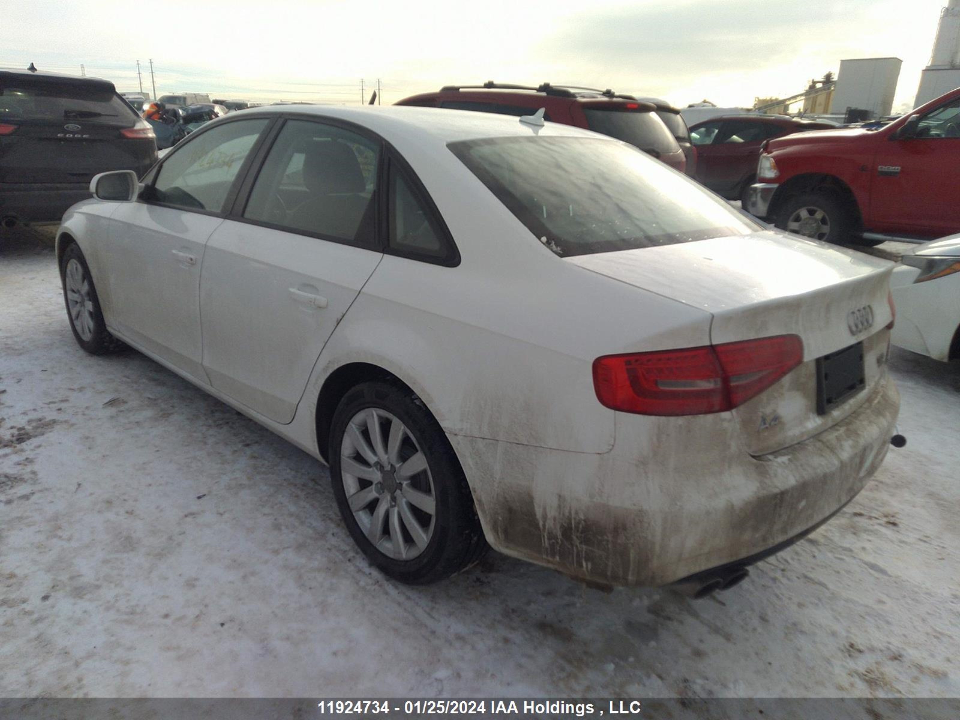 Photo 2 VIN: WAUBFCFL0EN014479 - AUDI A4 