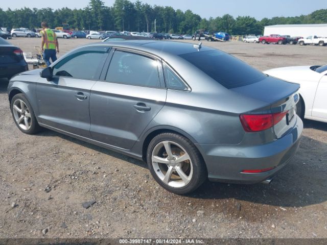 Photo 2 VIN: WAUBFGFF0F1098510 - AUDI S3 