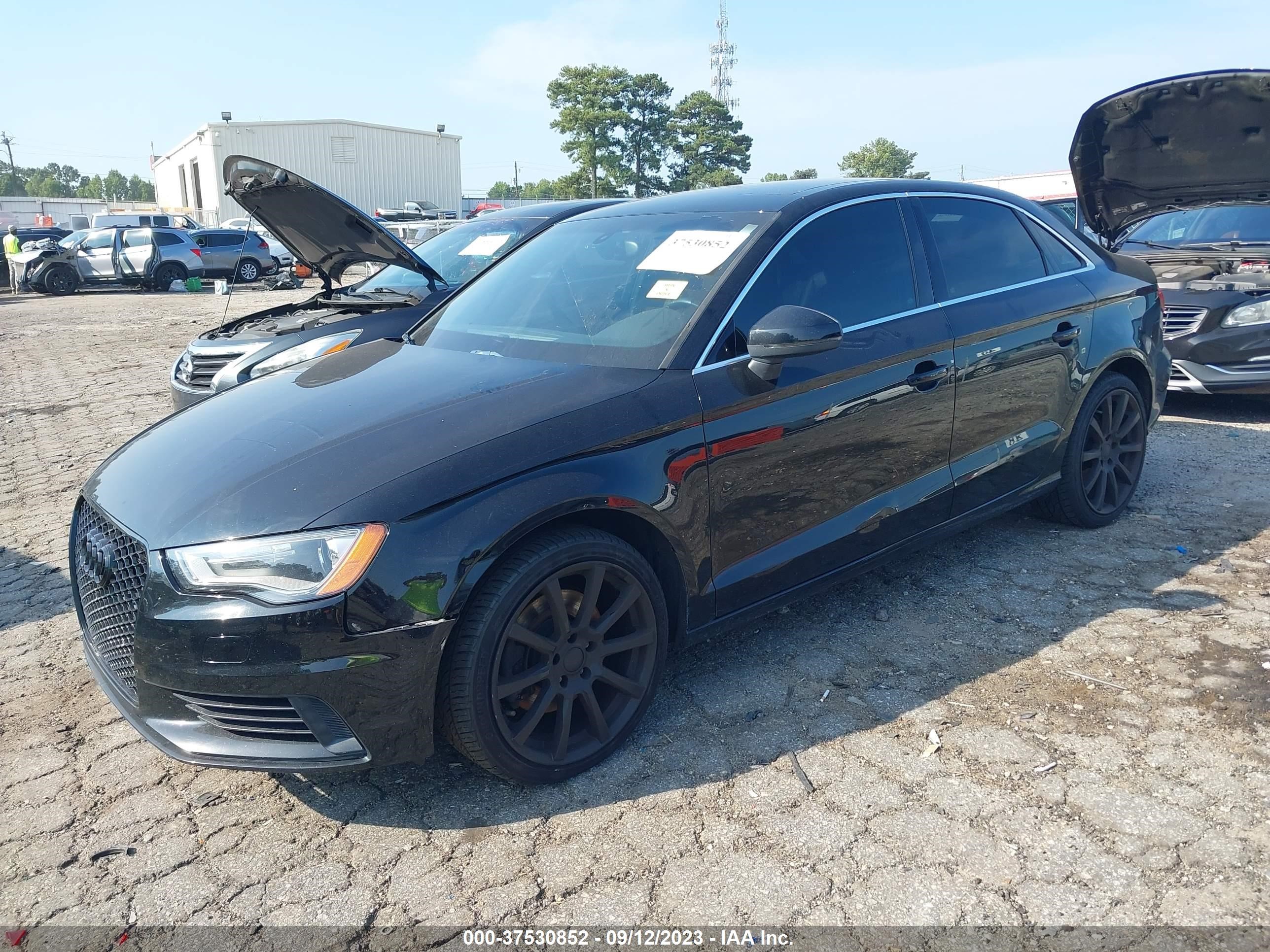 Photo 1 VIN: WAUBFGFF1F1033116 - AUDI S3 