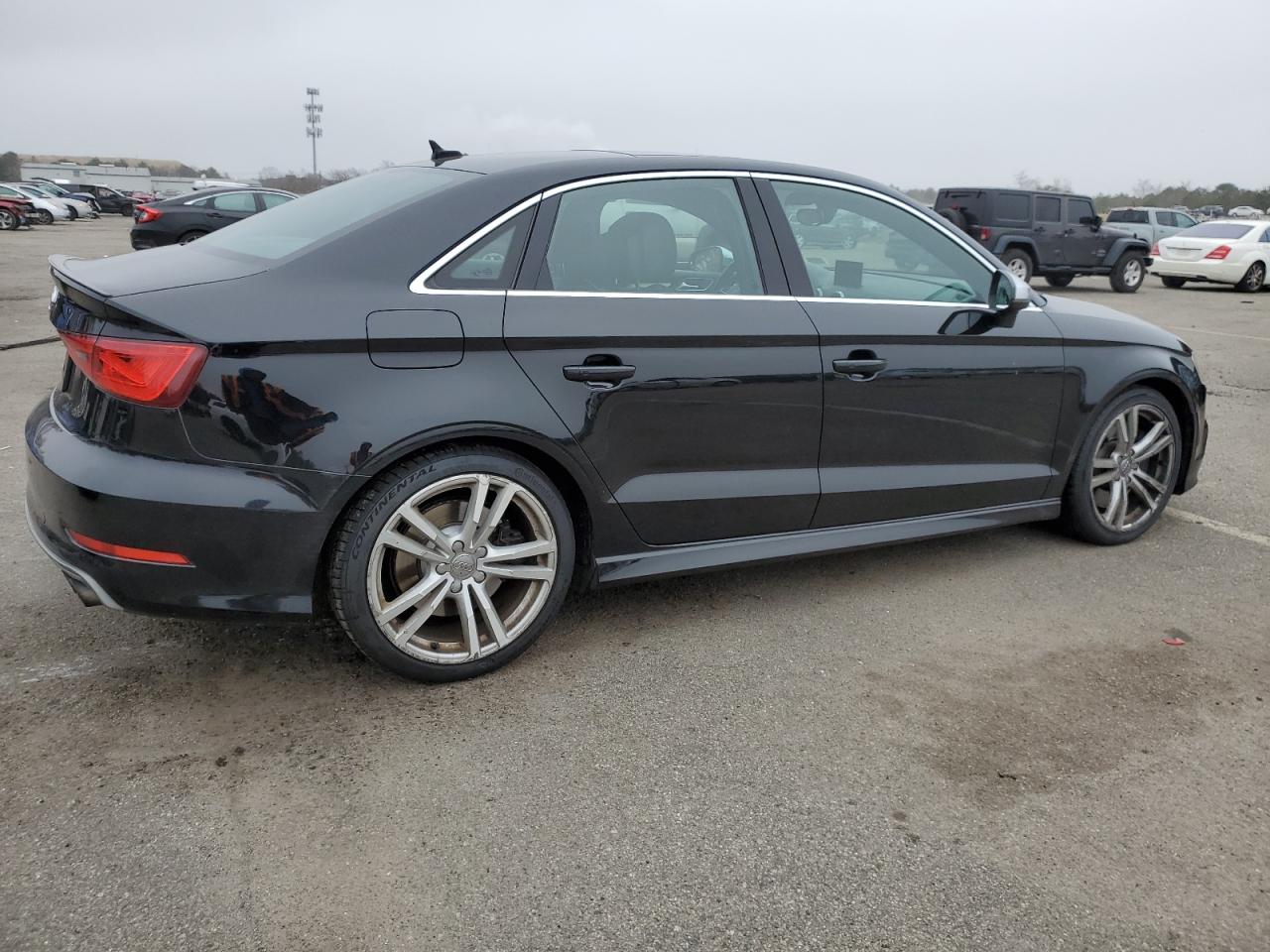 Photo 2 VIN: WAUBFGFF1F1072191 - AUDI S3 