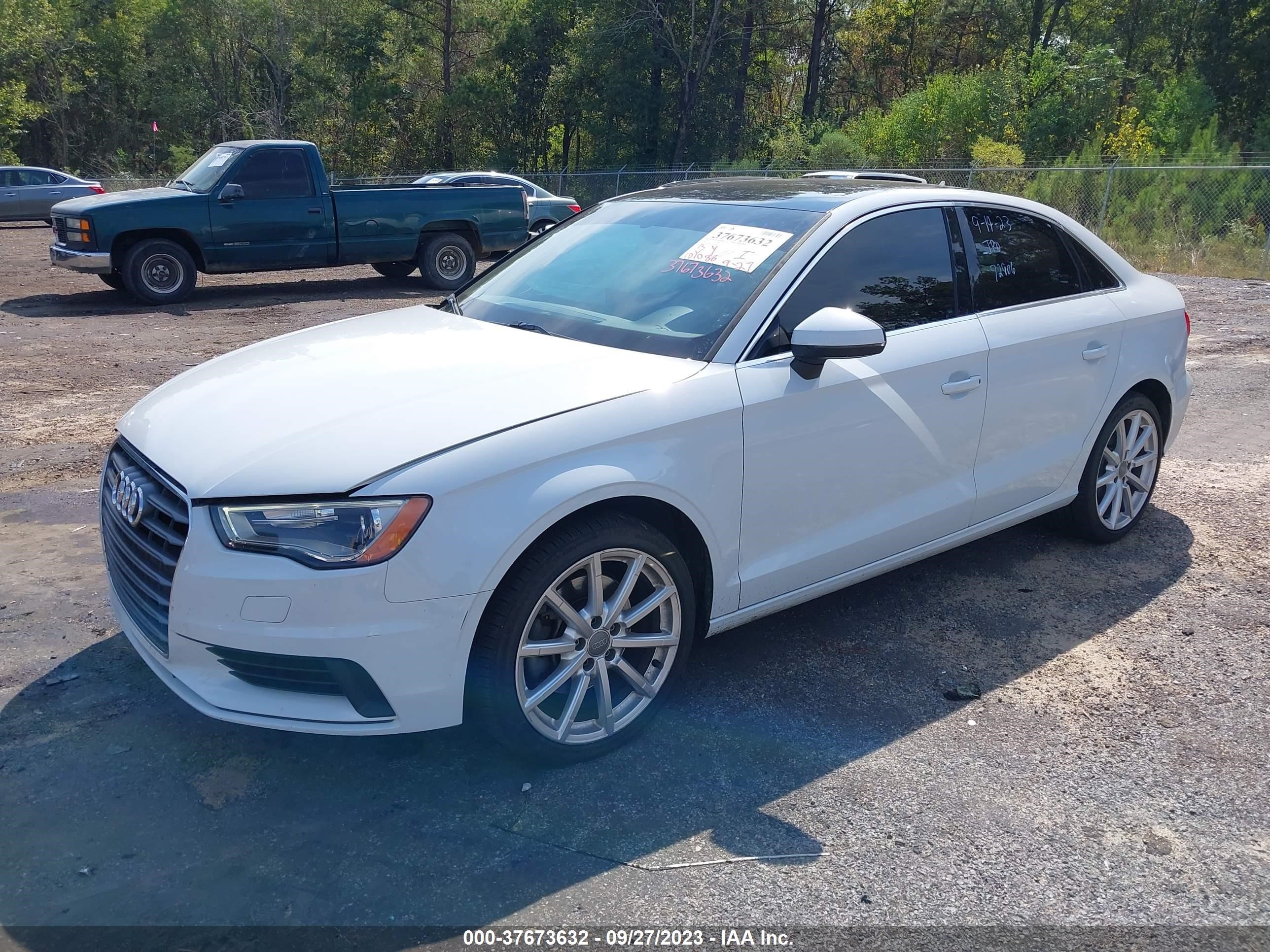 Photo 1 VIN: WAUBFGFF2F1043332 - AUDI S3 