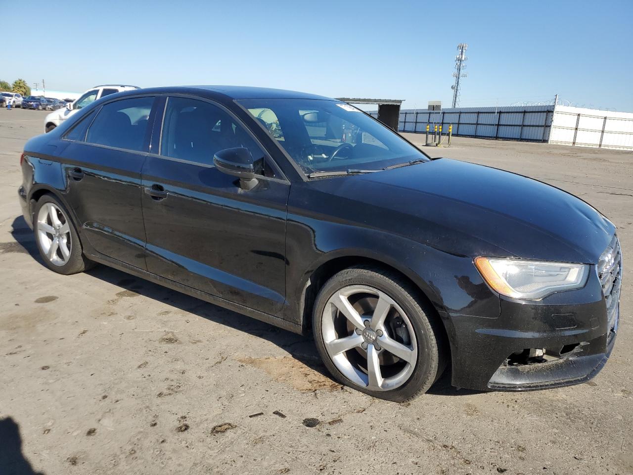 Photo 3 VIN: WAUBFGFF3F1071172 - AUDI A3 