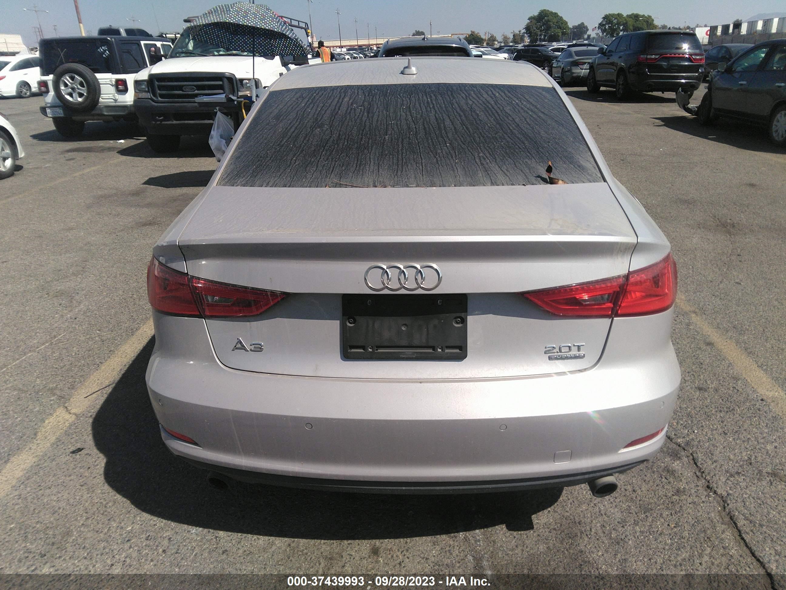 Photo 15 VIN: WAUBFGFF3F1094080 - AUDI S3 