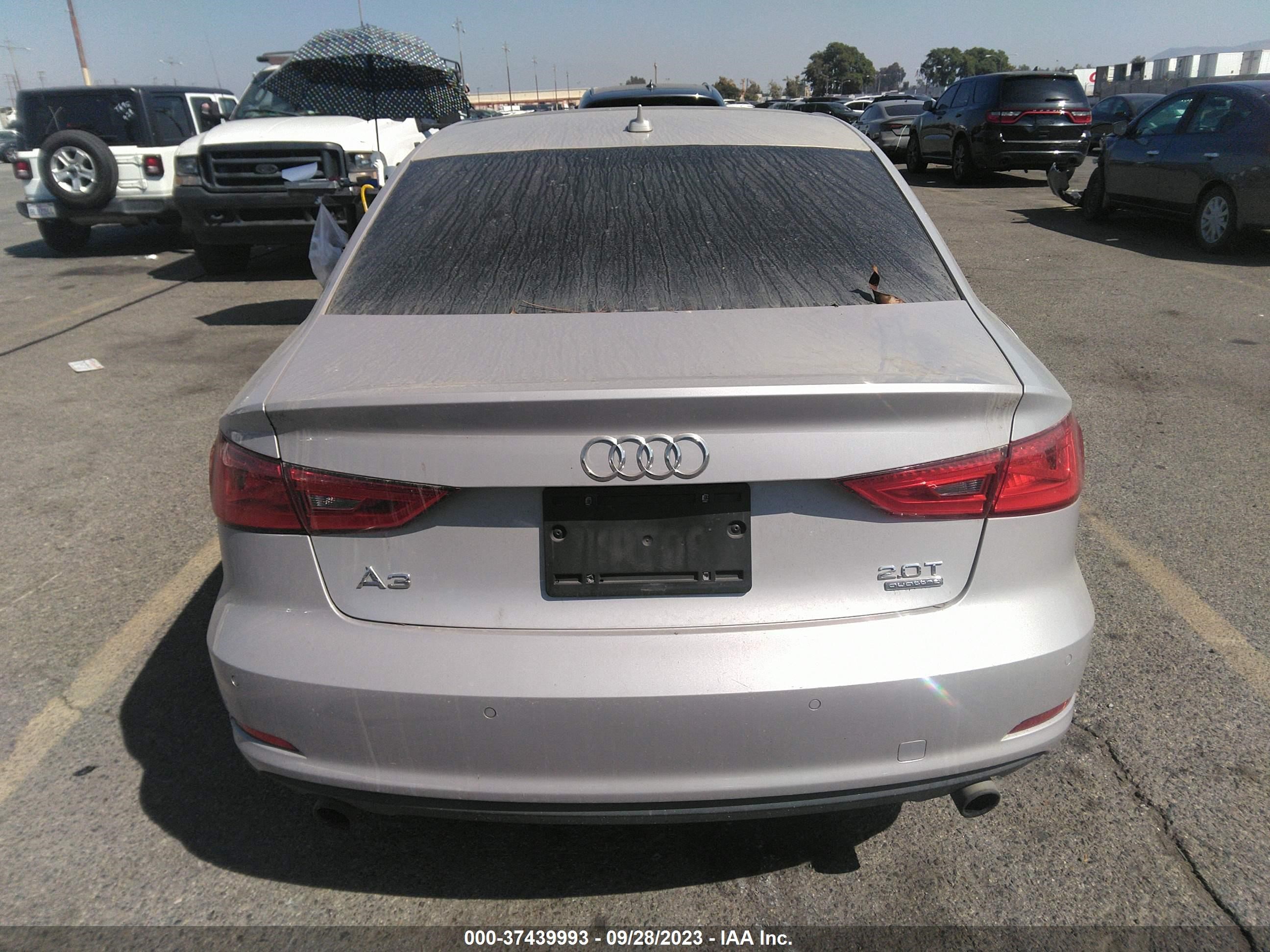 Photo 5 VIN: WAUBFGFF3F1094080 - AUDI S3 