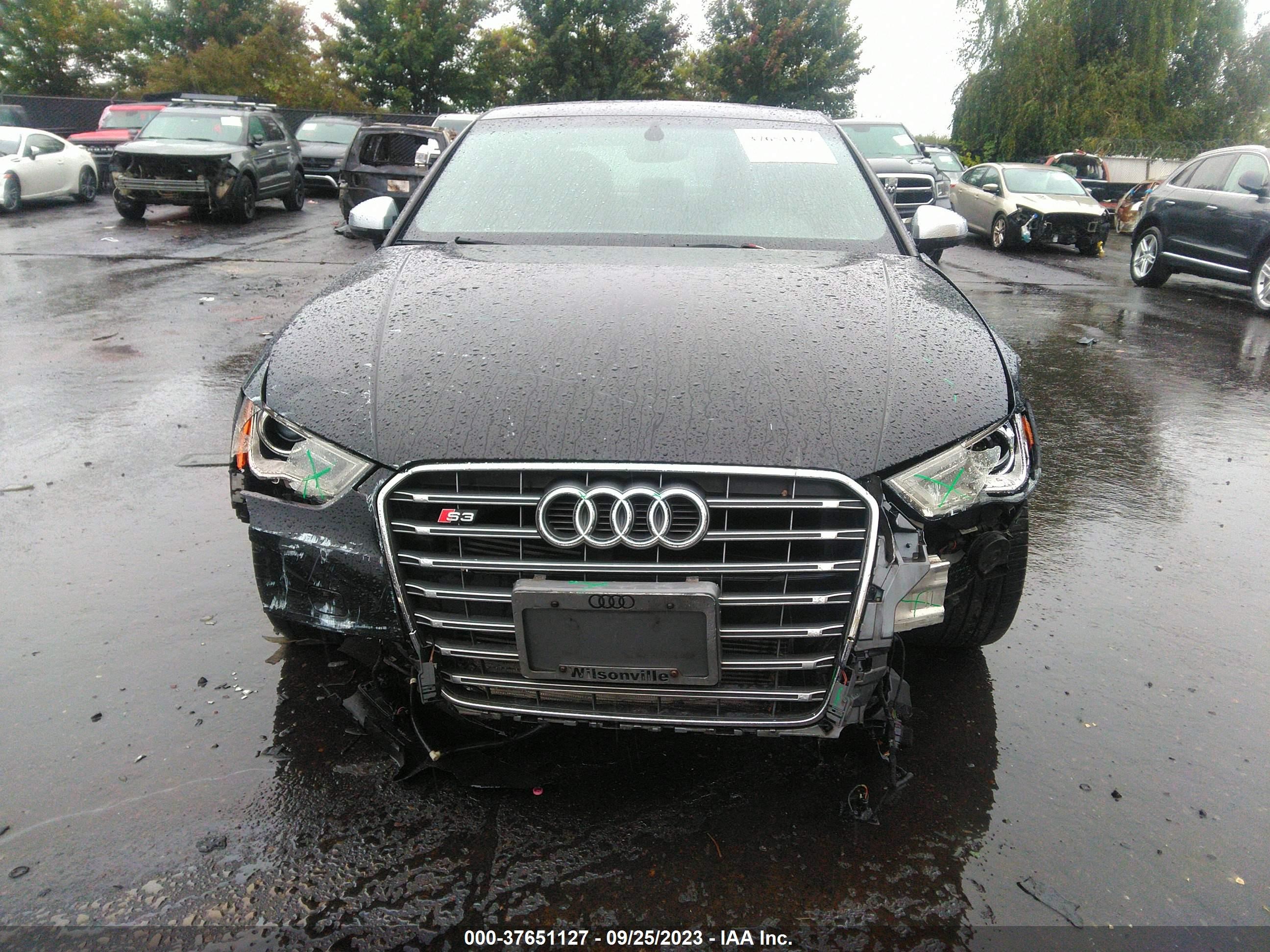 Photo 11 VIN: WAUBFGFF3F1130155 - AUDI S3 