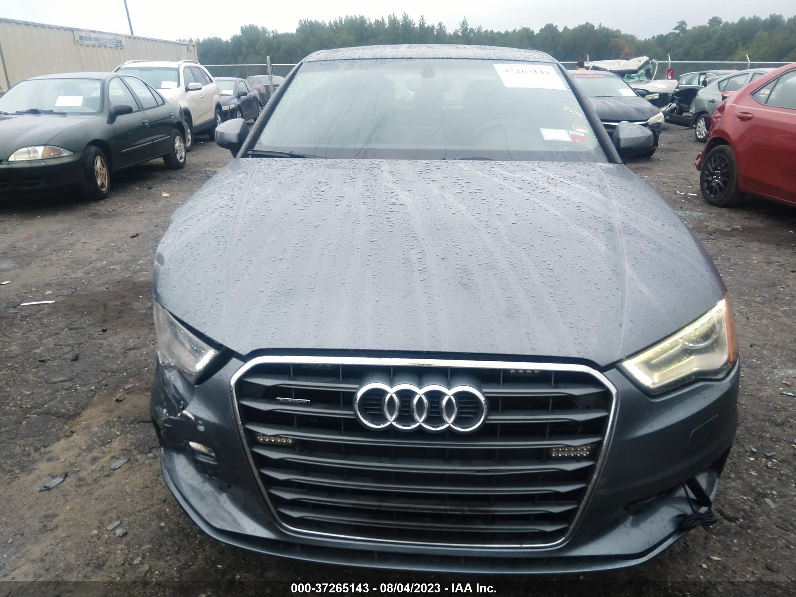 Photo 11 VIN: WAUBFGFF4F1097375 - AUDI S3 