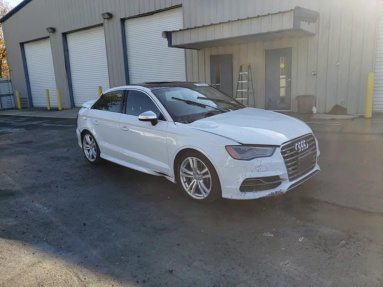 Photo 10 VIN: WAUBFGFF5F1112790 - AUDI S3 PREMIUM 