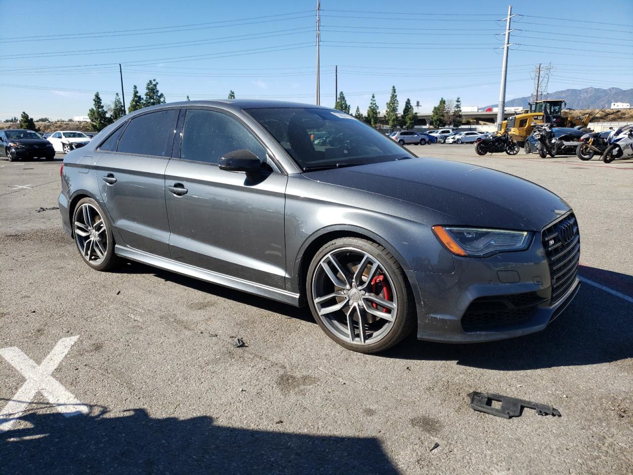 Photo 3 VIN: WAUBFGFF6F1037369 - AUDI S3 