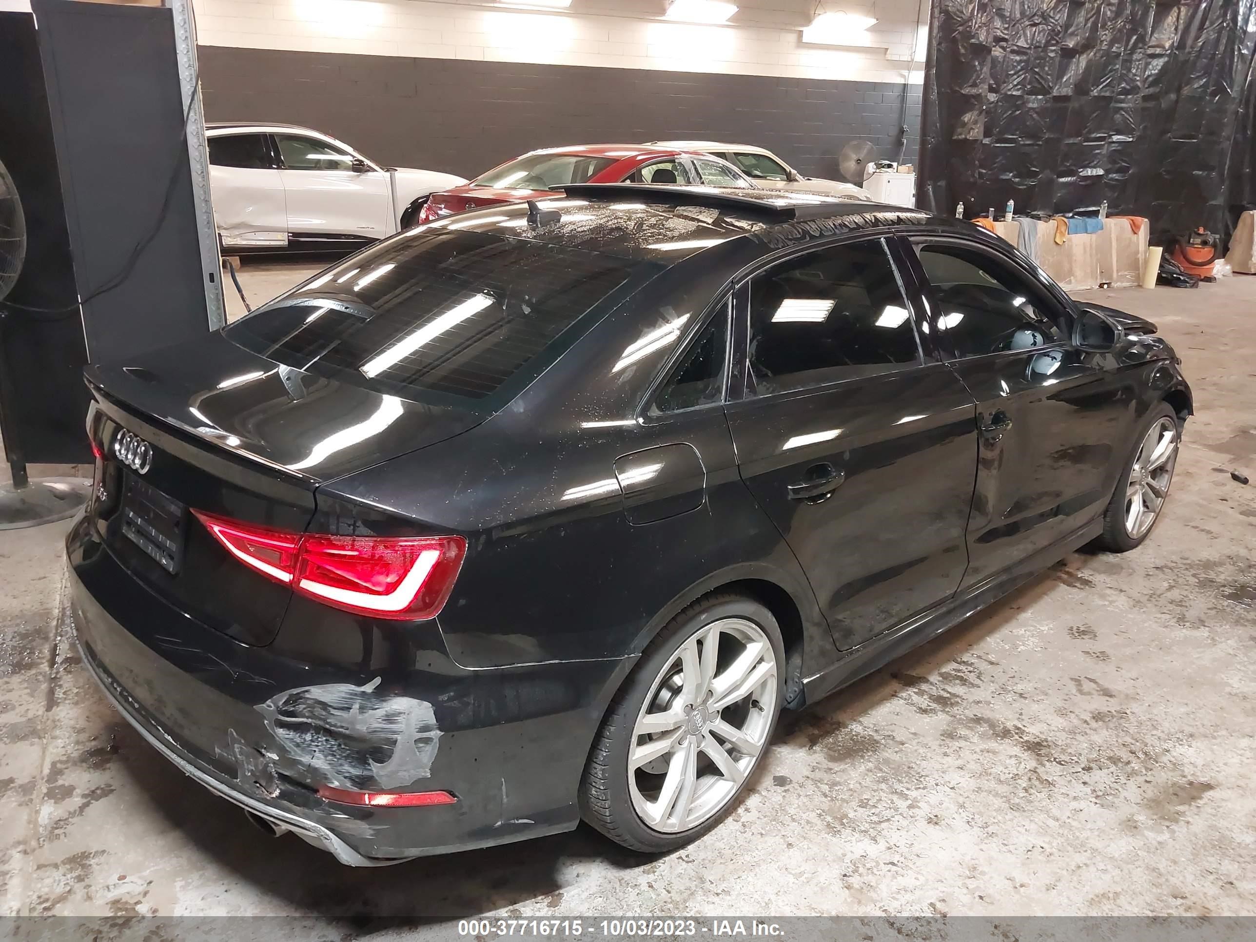 Photo 3 VIN: WAUBFGFF6F1125239 - AUDI S3 