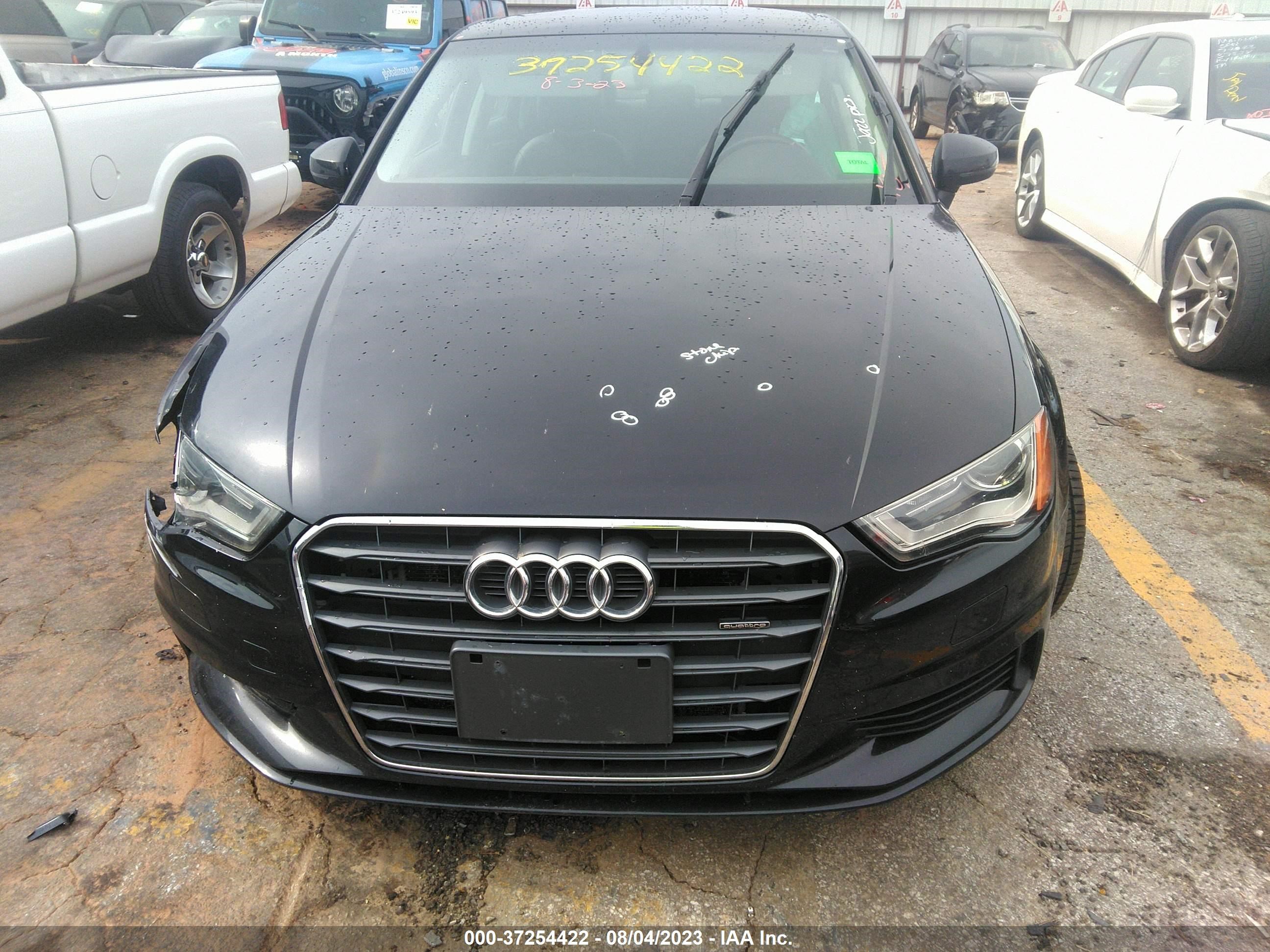 Photo 11 VIN: WAUBFGFF9F1047720 - AUDI S3 