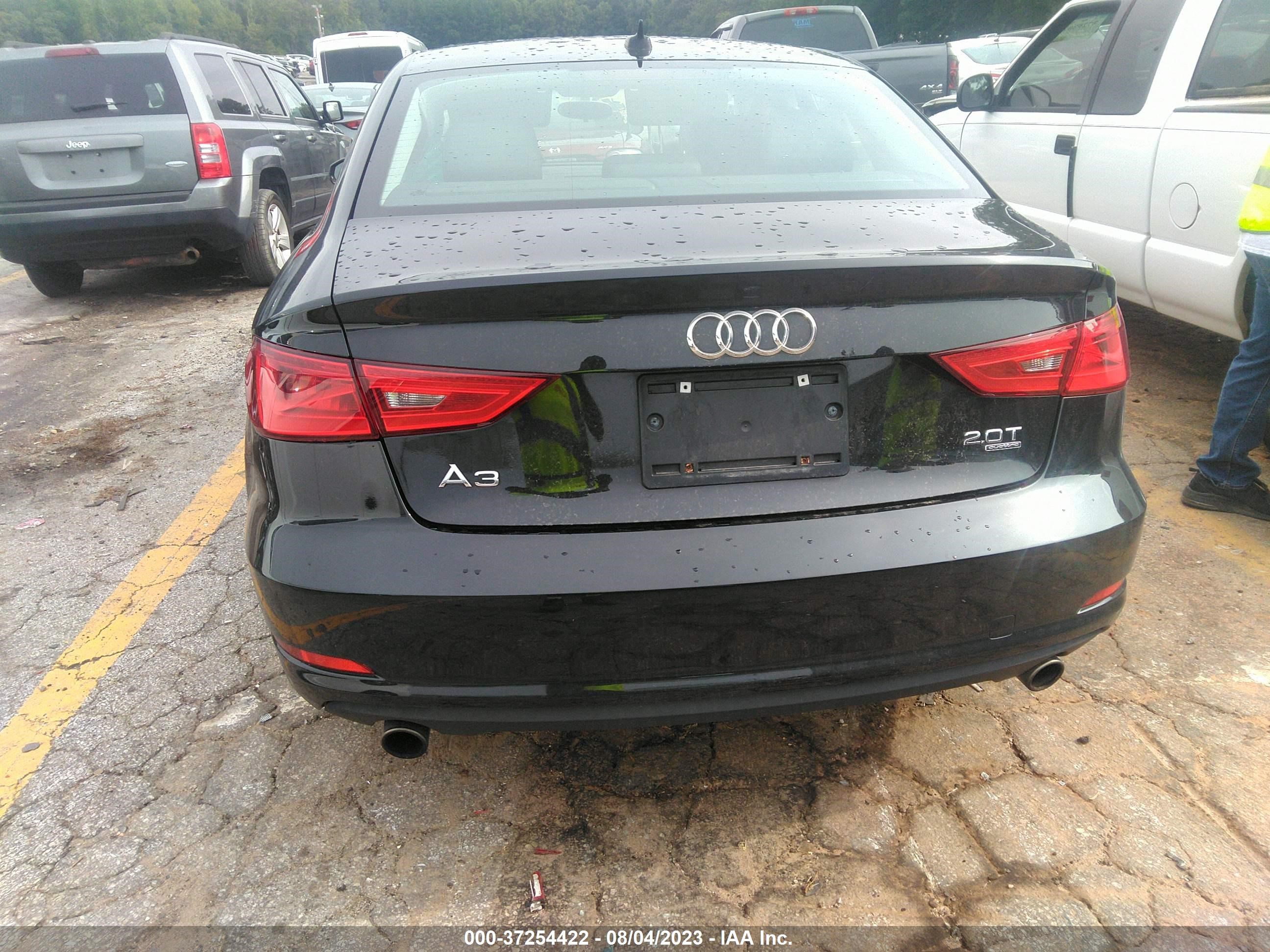 Photo 15 VIN: WAUBFGFF9F1047720 - AUDI S3 