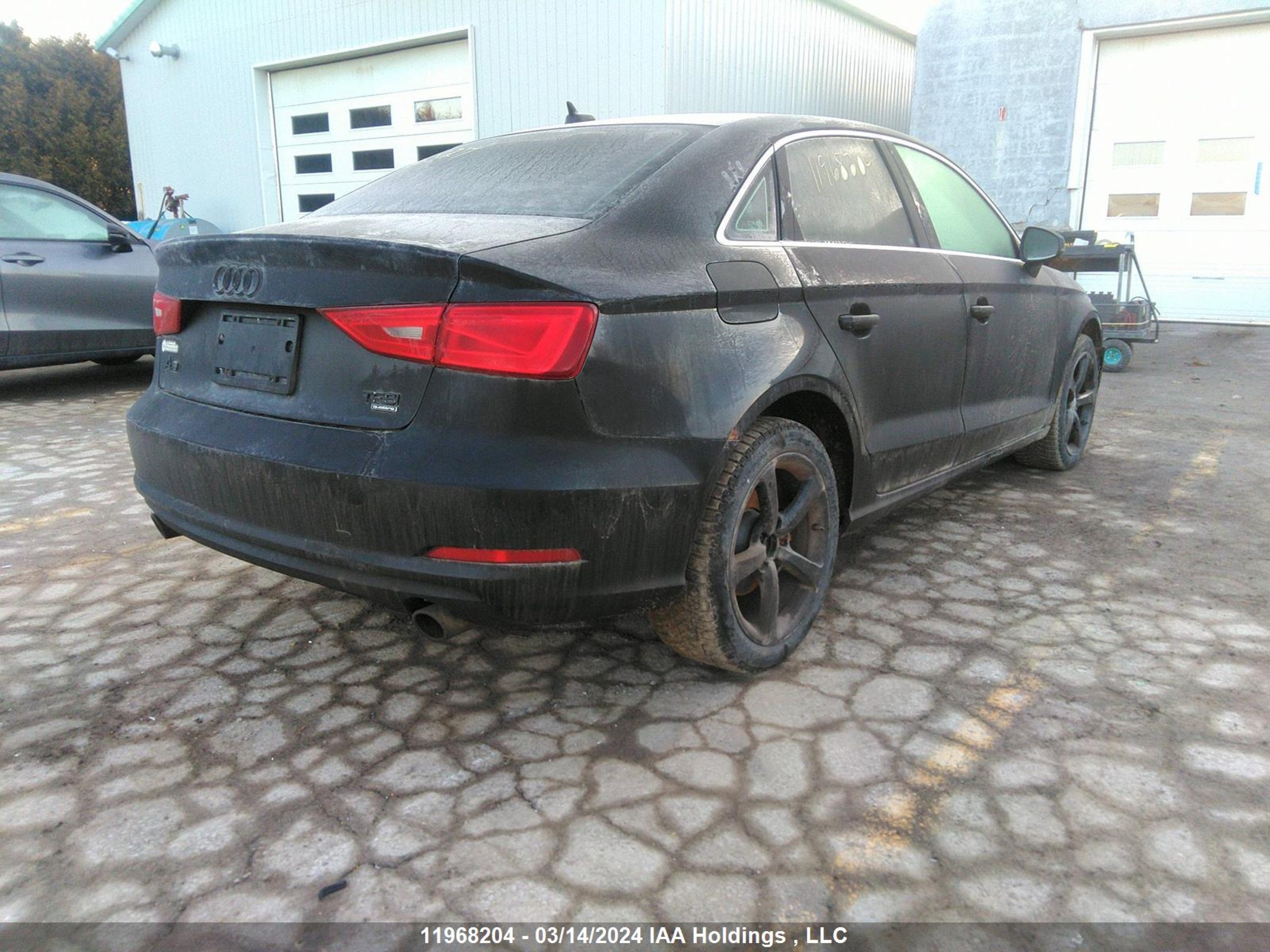 Photo 3 VIN: WAUBFRFF0F1003634 - AUDI S3 