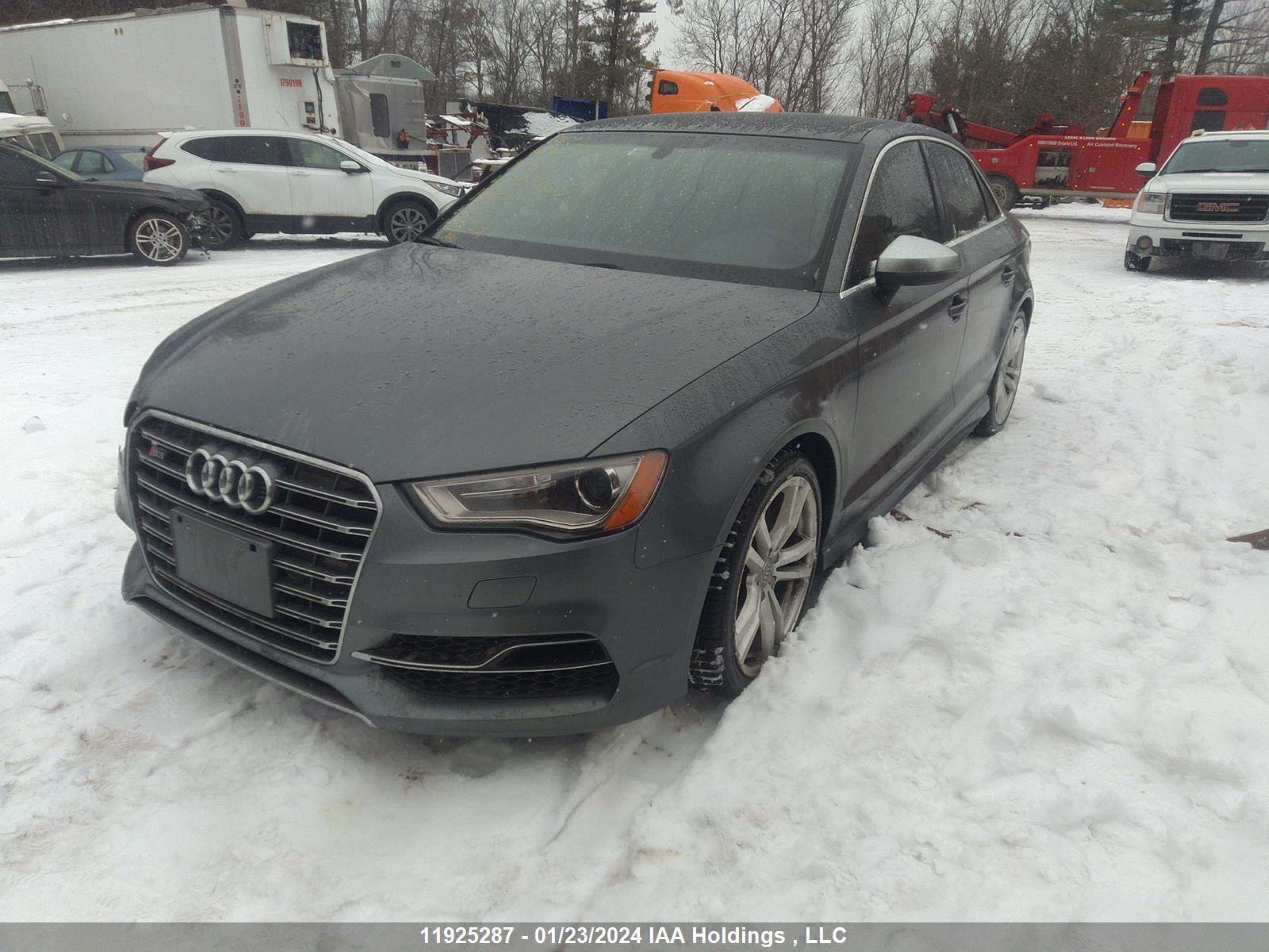 Photo 1 VIN: WAUBFRFF3F1029905 - AUDI S3 