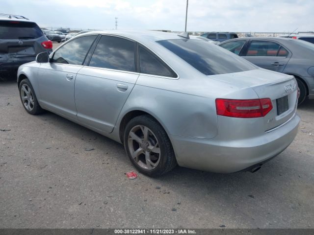 Photo 2 VIN: WAUBGAFB7AN017074 - AUDI A6 