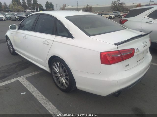 Photo 2 VIN: WAUBGAFC1CN003490 - AUDI A6 