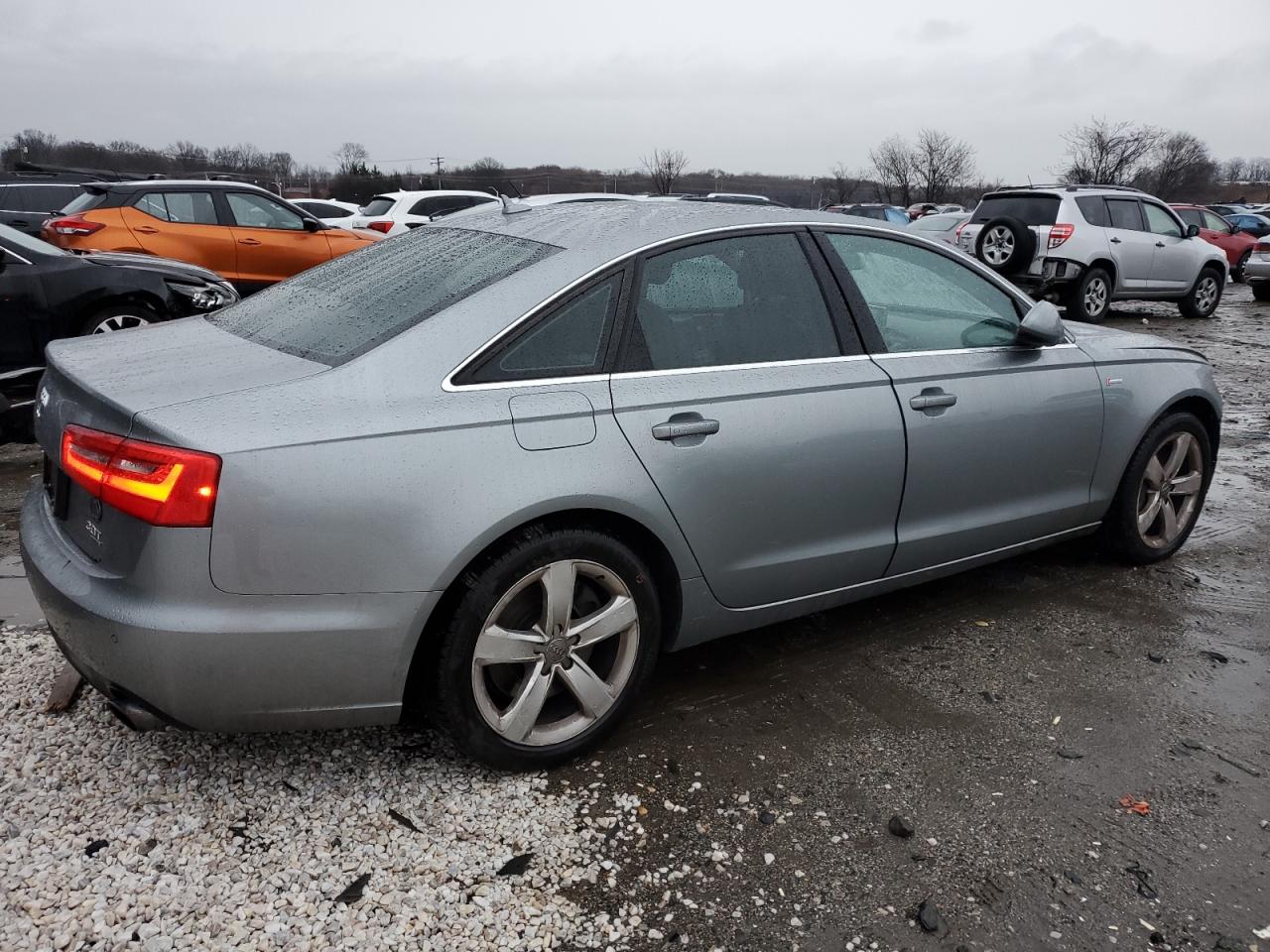 Photo 2 VIN: WAUBGAFC2CN010755 - AUDI A6 