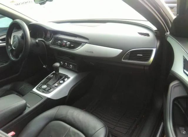 Photo 4 VIN: WAUBGAFC2CN025580 - AUDI A6 