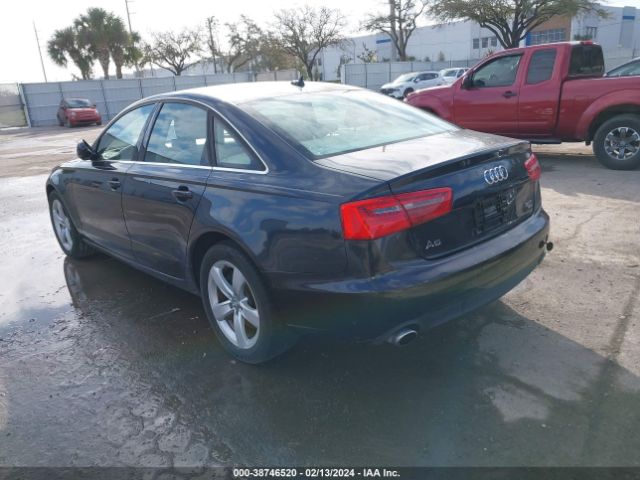 Photo 2 VIN: WAUBGAFC3CN005242 - AUDI A6 