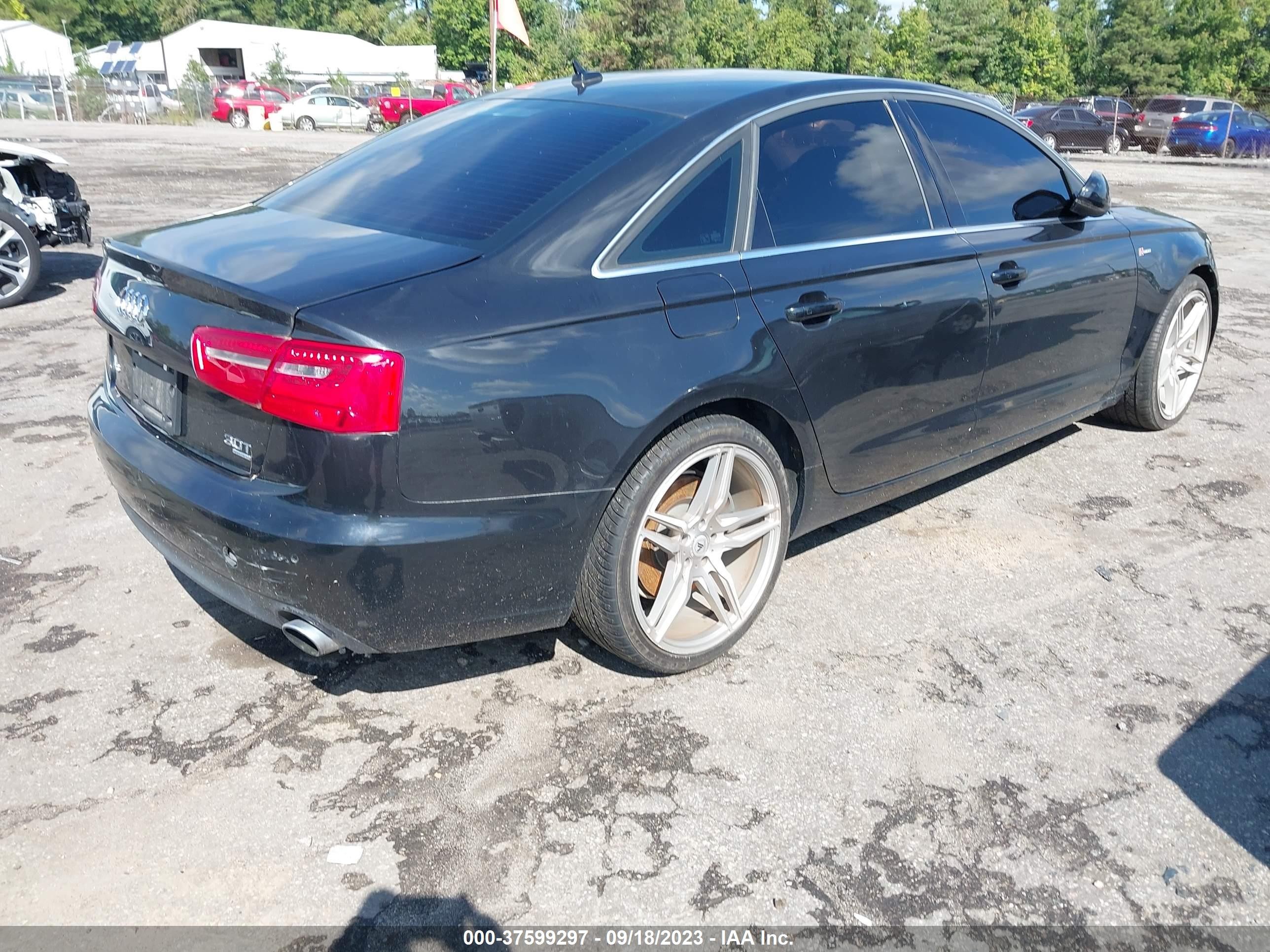 Photo 3 VIN: WAUBGAFC5CN004352 - AUDI A6 