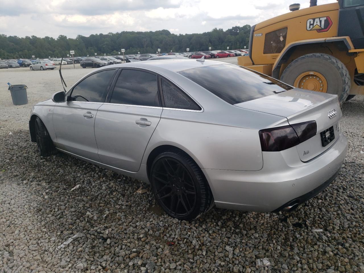 Photo 1 VIN: WAUBGAFC5CN007333 - AUDI A6 