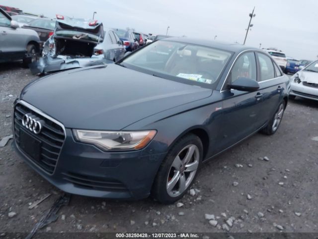 Photo 1 VIN: WAUBGAFC8CN005382 - AUDI A6 