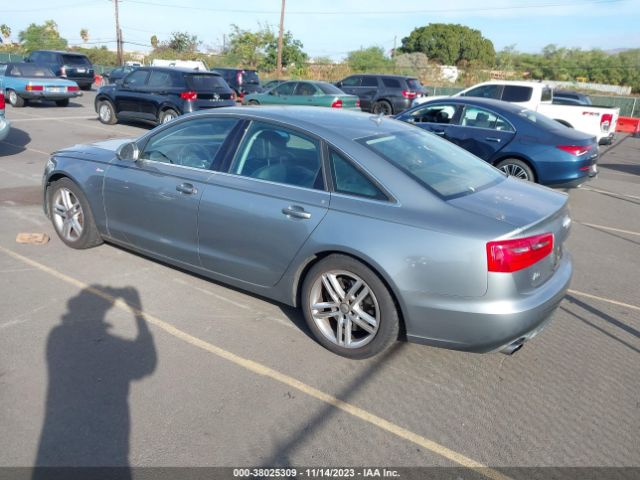 Photo 2 VIN: WAUBGAFC8CN006208 - AUDI A6 