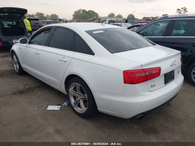 Photo 2 VIN: WAUBGAFC9CN004600 - AUDI A6 