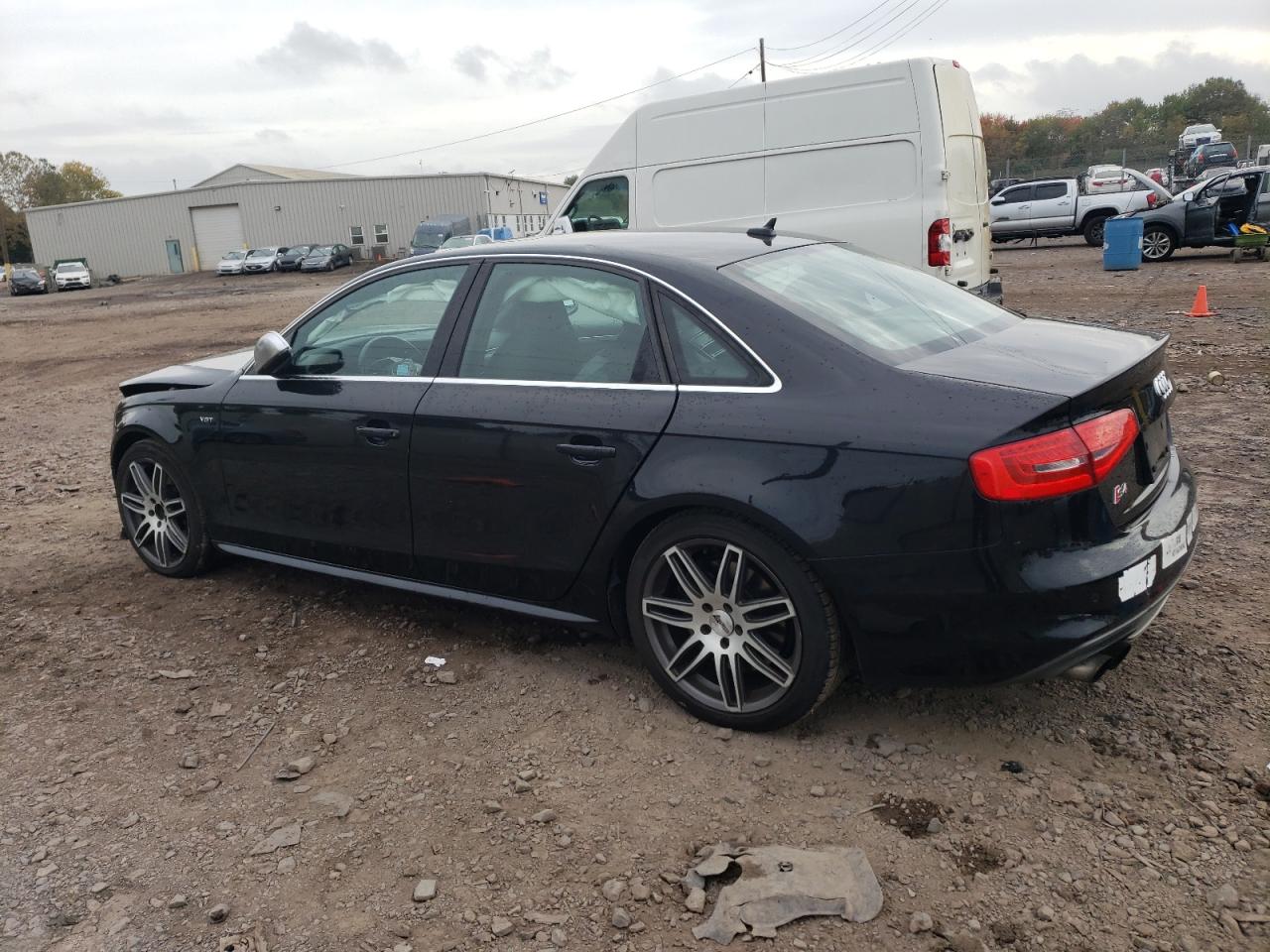 Photo 1 VIN: WAUBGAFL1DA049765 - AUDI RS4 