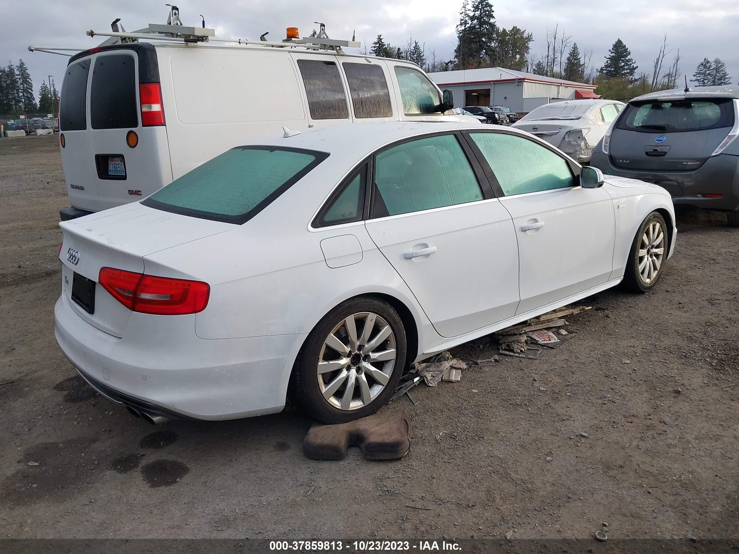 Photo 3 VIN: WAUBGAFL1DA084340 - AUDI S4 