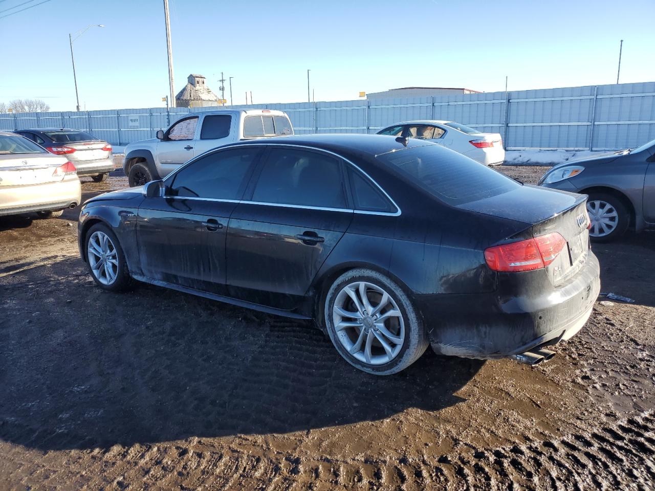 Photo 1 VIN: WAUBGAFL3AA081483 - AUDI RS4 