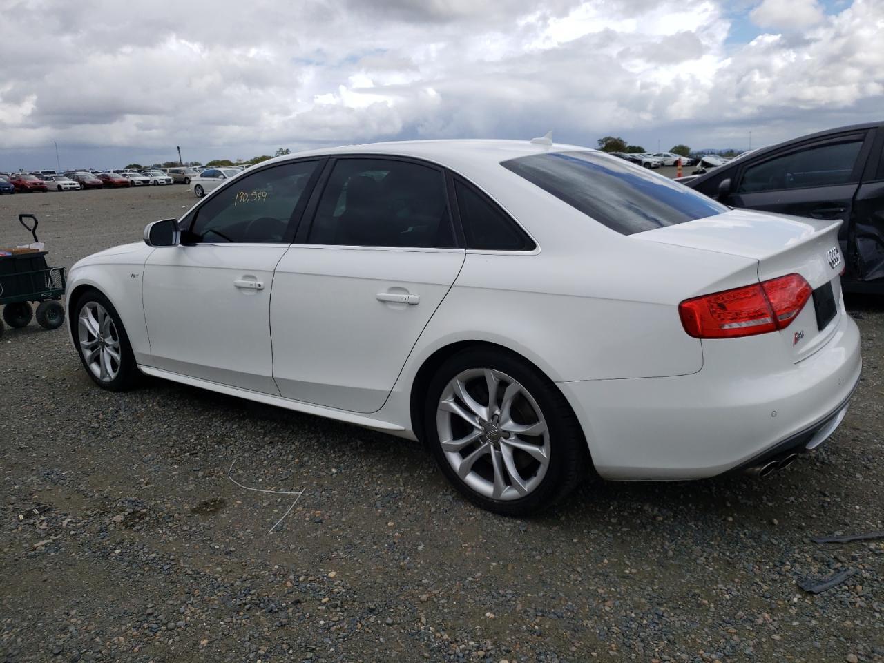 Photo 1 VIN: WAUBGAFL3BA074180 - AUDI RS4 