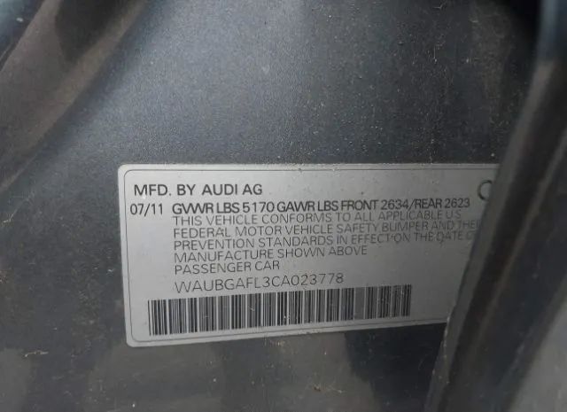 Photo 8 VIN: WAUBGAFL3CA023778 - AUDI S4 