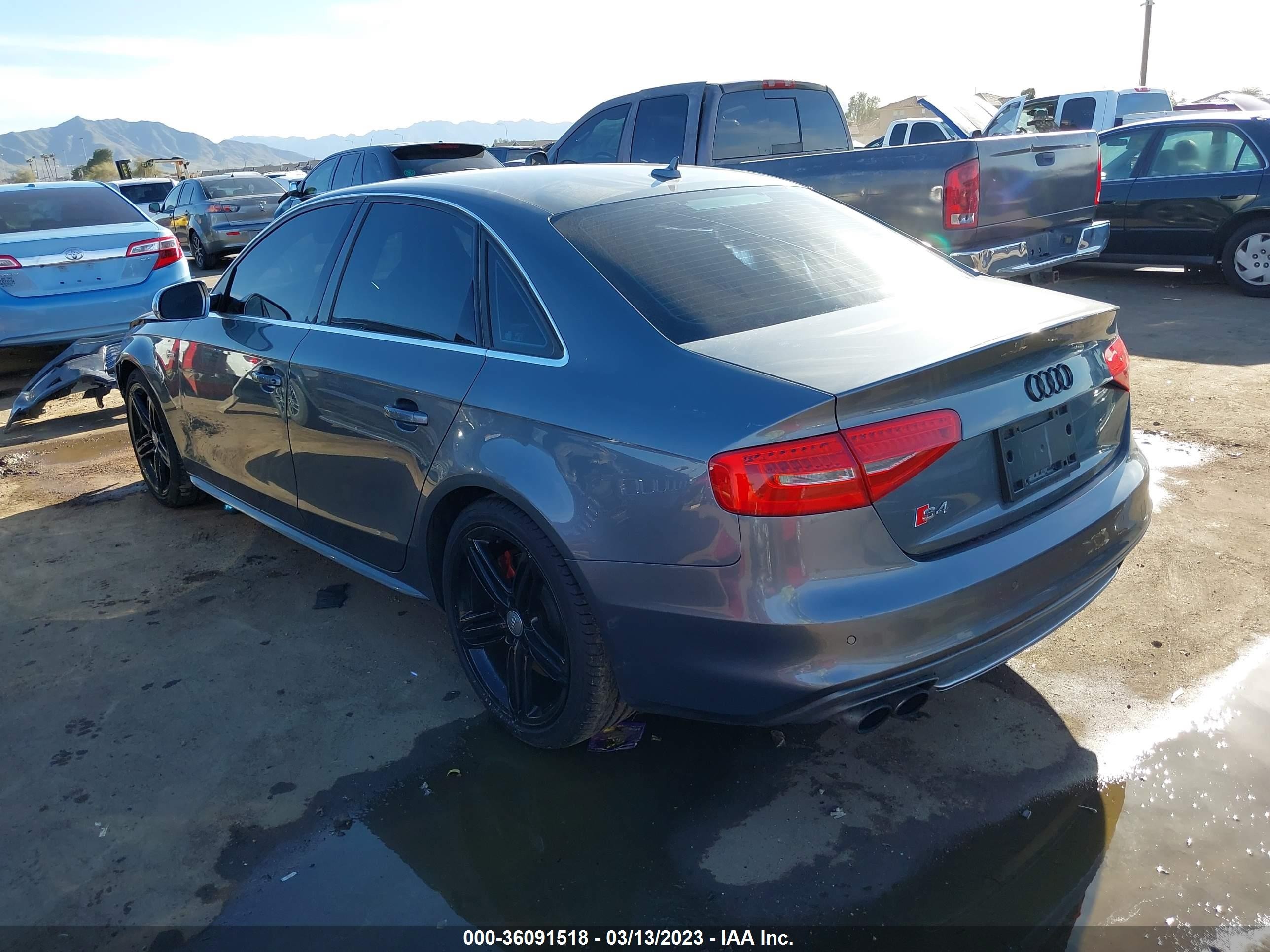 Photo 2 VIN: WAUBGAFL3DA242273 - AUDI S4 