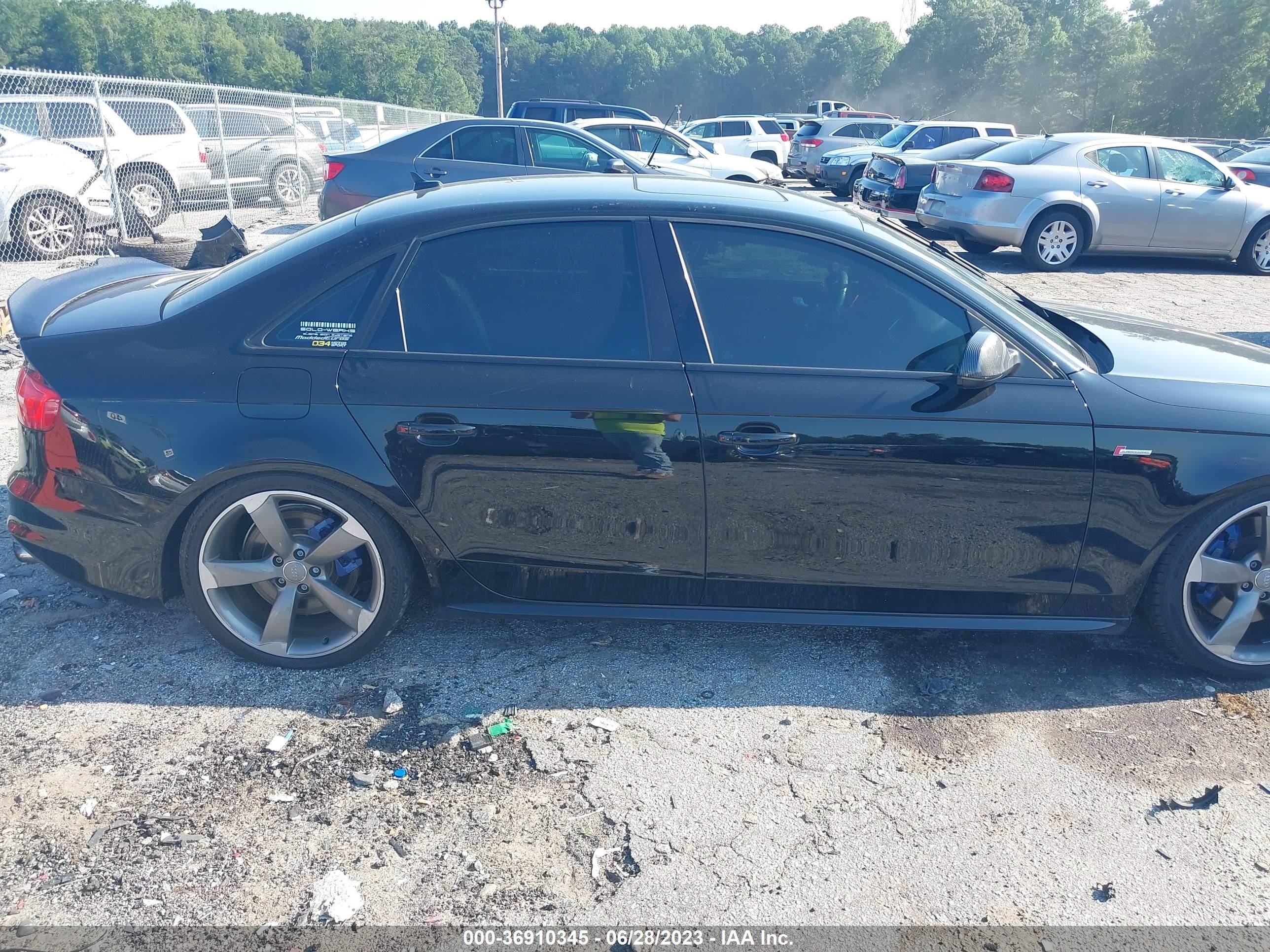 Photo 12 VIN: WAUBGAFL3EA132664 - AUDI S4 