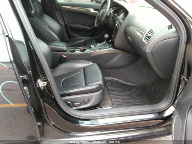 Photo 4 VIN: WAUBGAFL4CA116017 - AUDI S4 