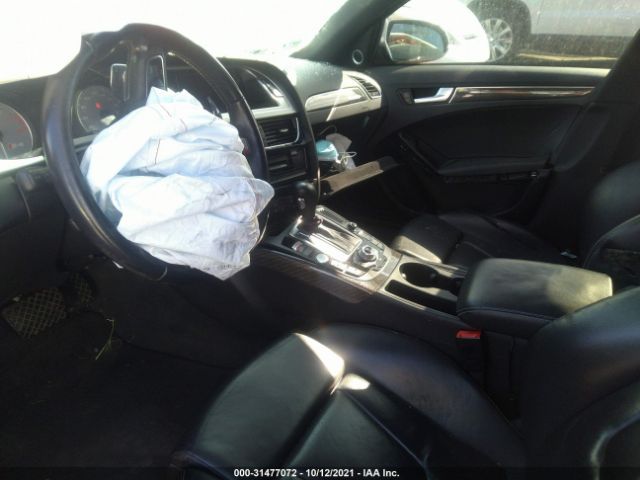 Photo 4 VIN: WAUBGAFL5CA056779 - AUDI S4 