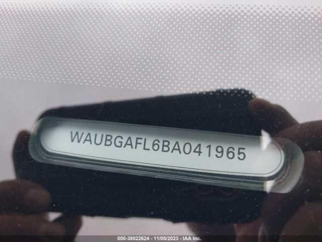 Photo 8 VIN: WAUBGAFL6BA041965 - AUDI S4 