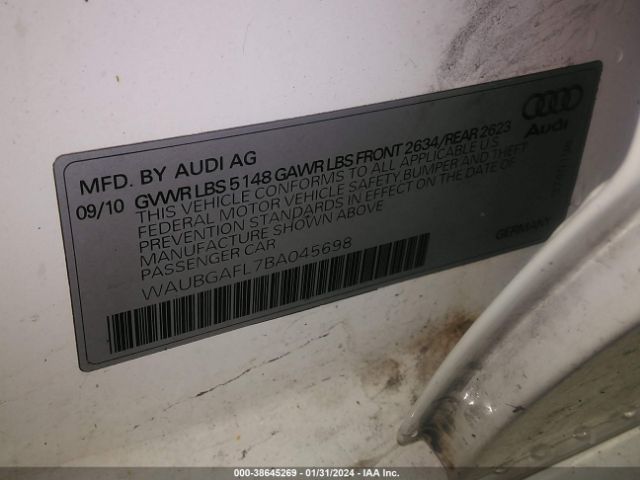 Photo 8 VIN: WAUBGAFL7BA045698 - AUDI S4 