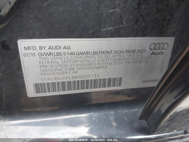 Photo 8 VIN: WAUBGAFL8BA024133 - AUDI S4 