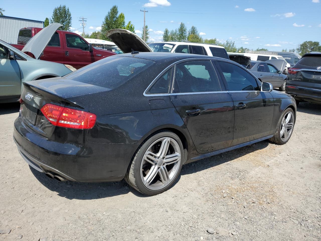 Photo 2 VIN: WAUBGAFL9BA021807 - AUDI RS4 