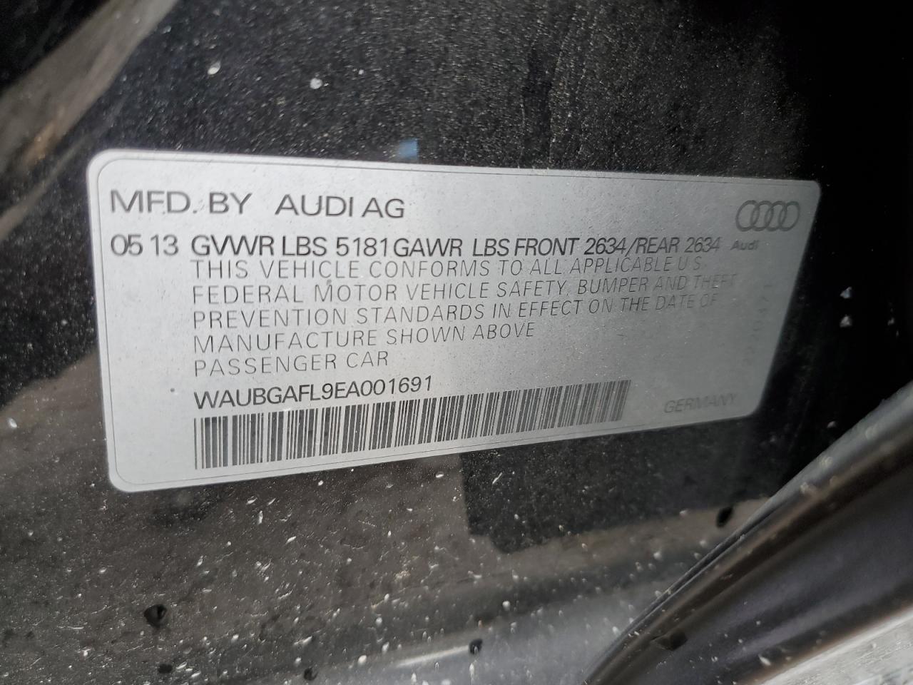 Photo 11 VIN: WAUBGAFL9EA001691 - AUDI RS4 