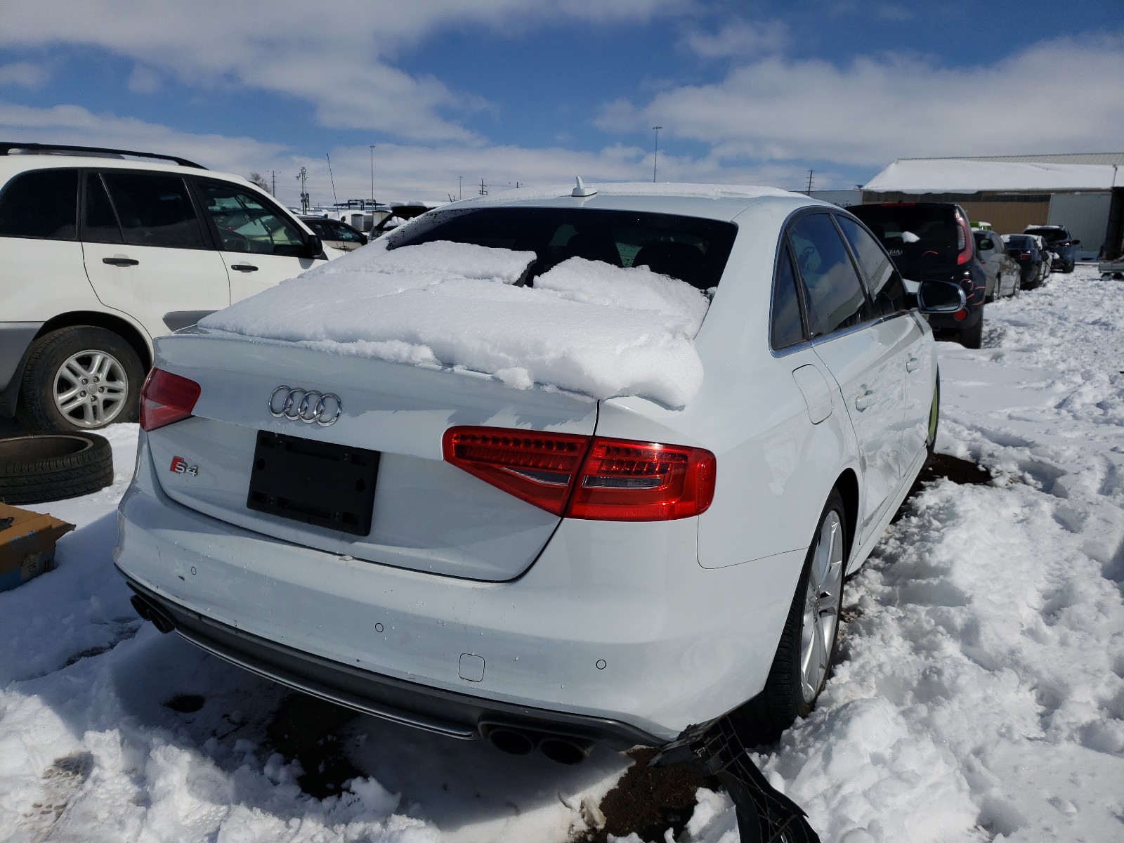 Photo 3 VIN: WAUBGAFLXFA061044 - AUDI S4 