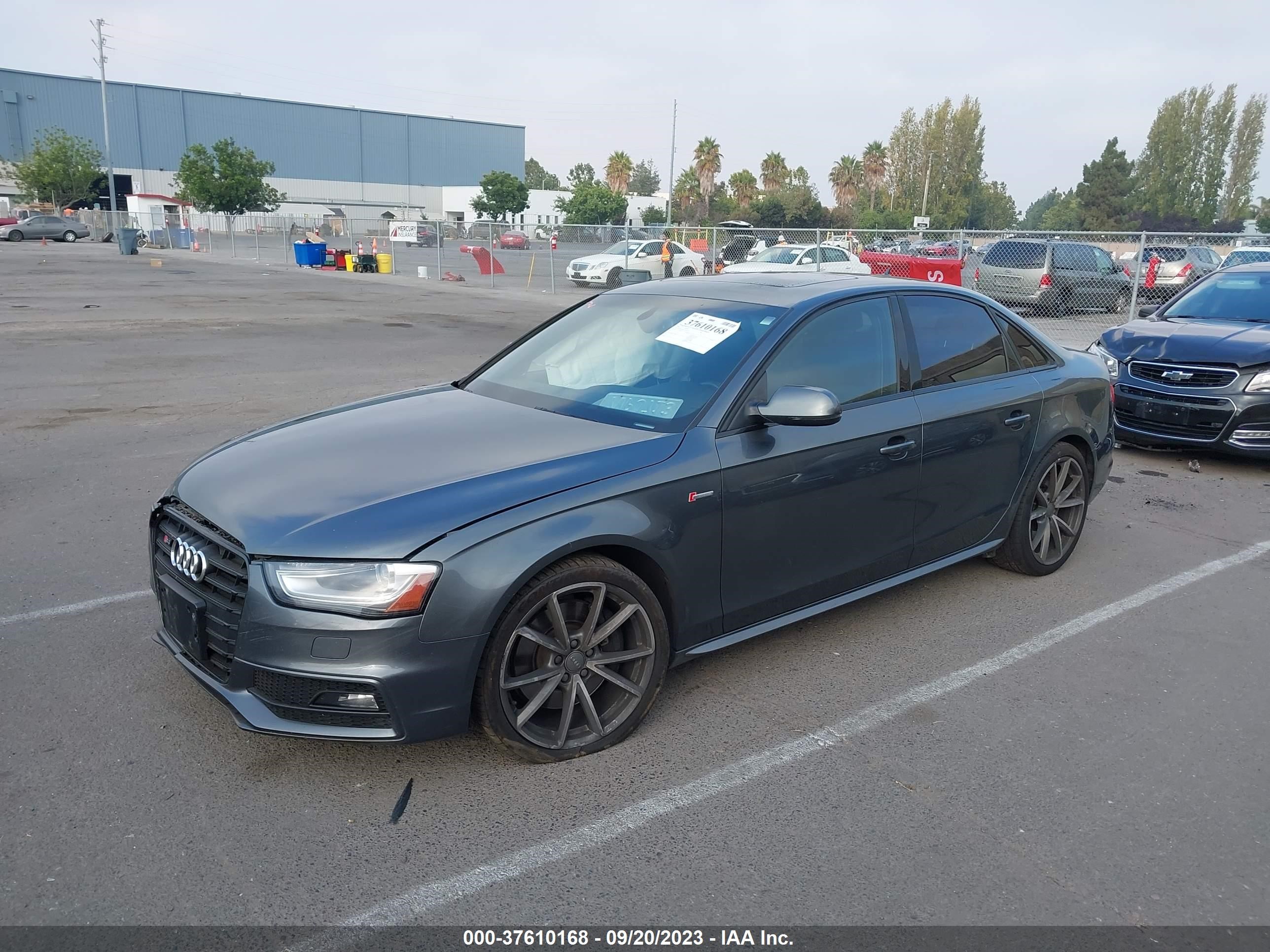 Photo 1 VIN: WAUBGAFLXGA010922 - AUDI S4 