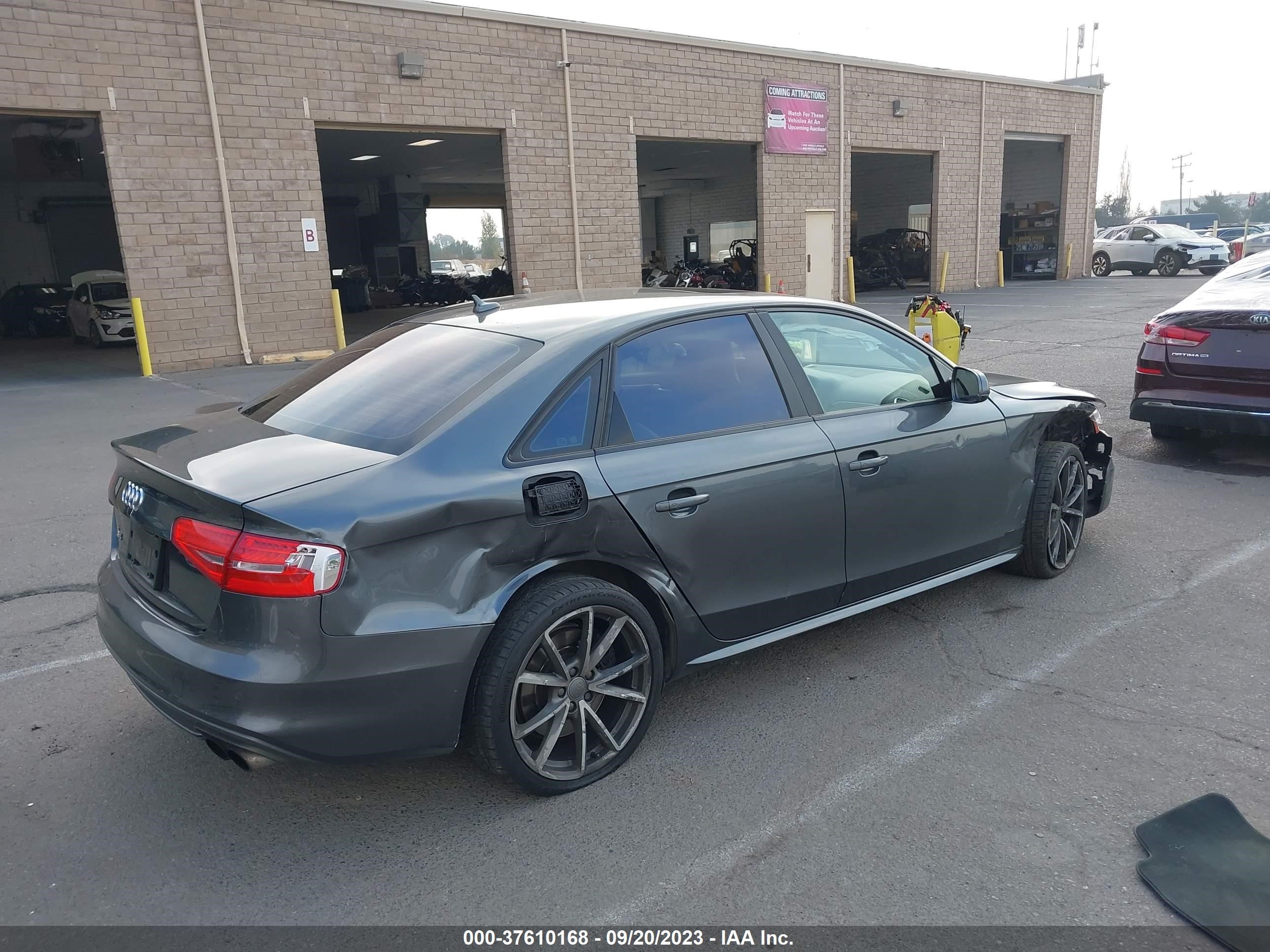 Photo 3 VIN: WAUBGAFLXGA010922 - AUDI S4 