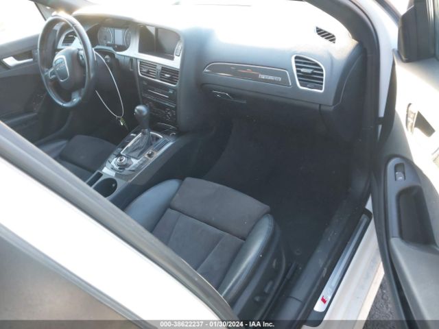 Photo 4 VIN: WAUBGBFL1BA106470 - AUDI S4 