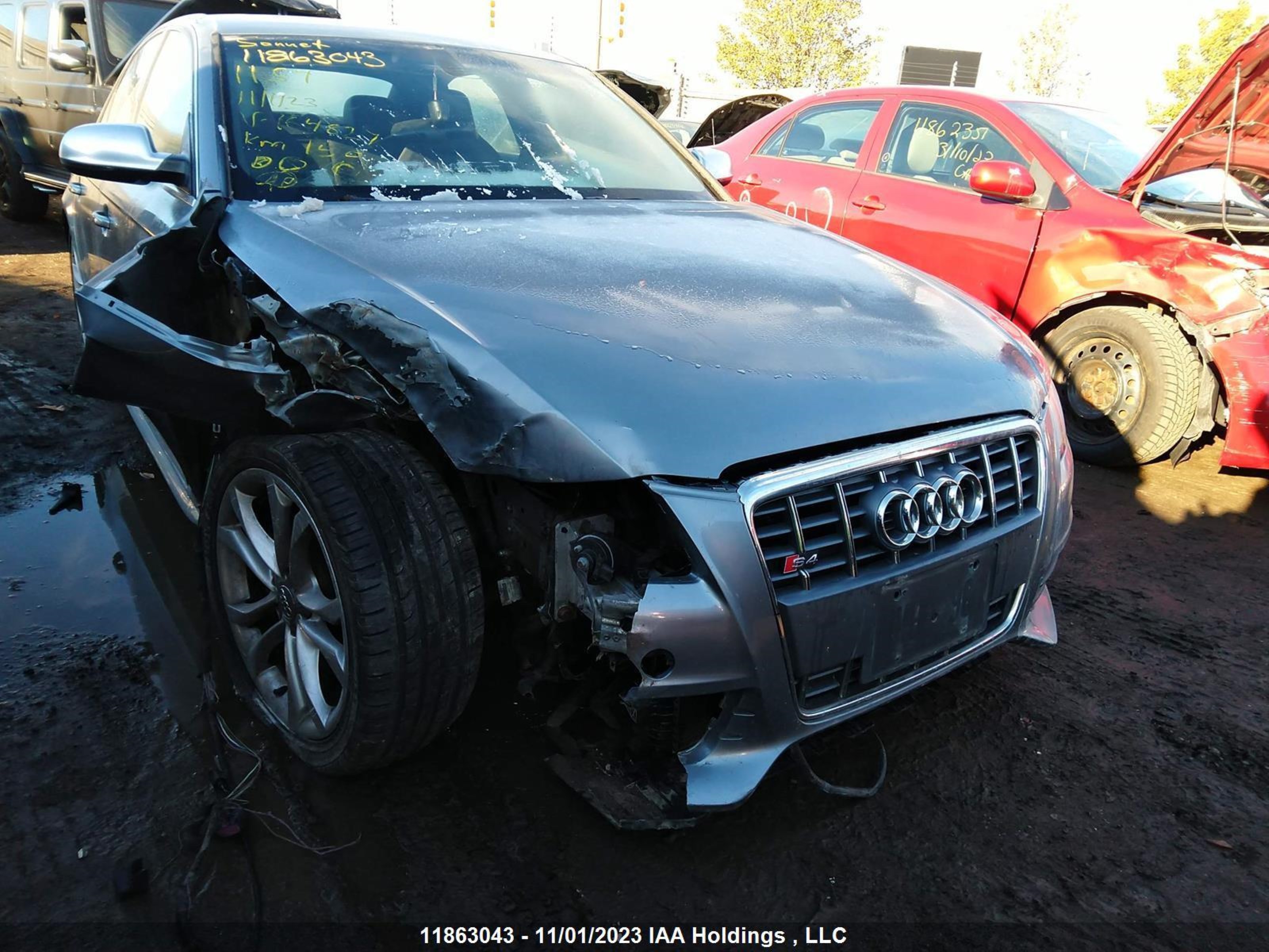 Photo 5 VIN: WAUBGCFL1BA164827 - AUDI S4 